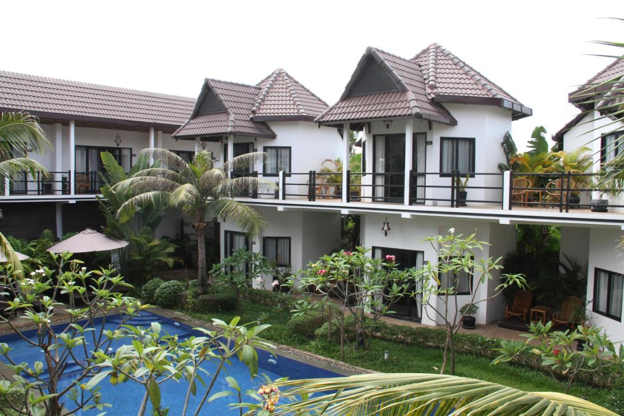 S.R Sofia Villa Hotel Siem Reap Bagian luar foto