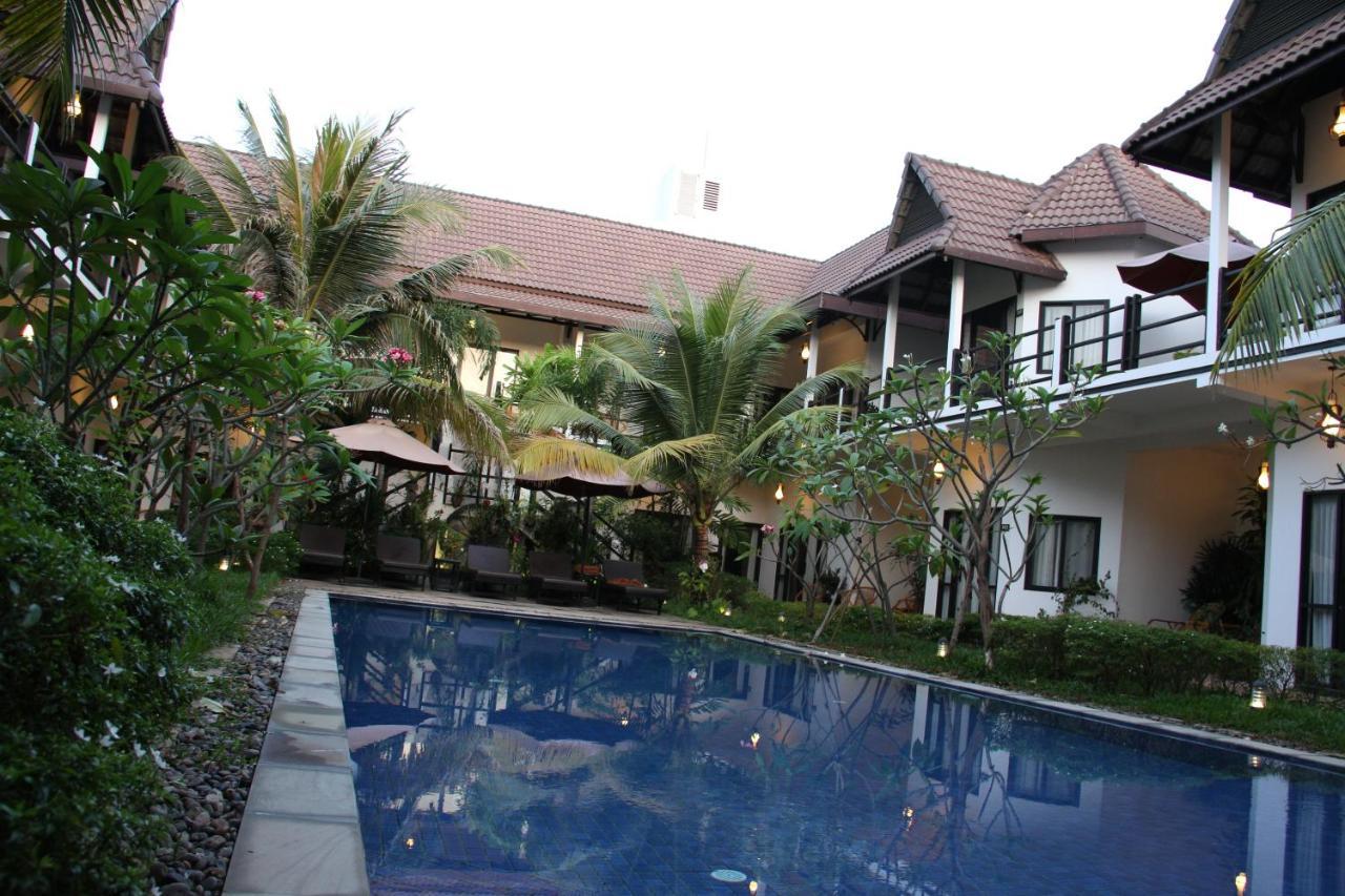 S.R Sofia Villa Hotel Siem Reap Bagian luar foto